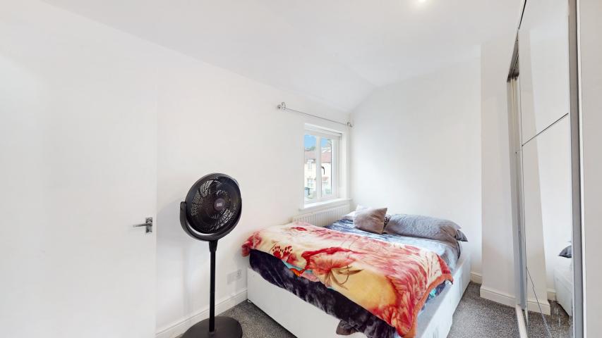 			1 Bedroom, 1 bath, 1 reception Flat			 Station Road, Edgware